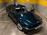 BMW 520 1998 годаүшін2 200 000 тг. в Алматы
