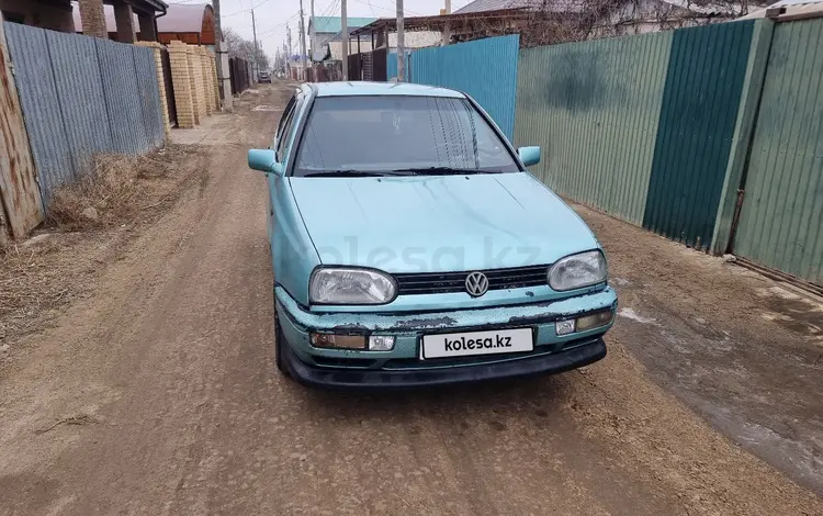 Volkswagen Golf 1994 годаүшін1 100 000 тг. в Атырау