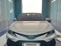 Toyota Camry 2021 года за 17 100 000 тг. в Атырау