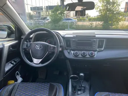 Toyota RAV4 2014 года за 11 300 000 тг. в Актобе – фото 6