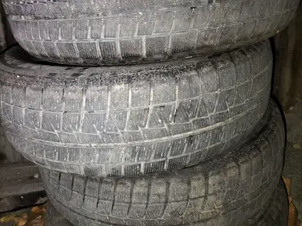 Bridgestone за 30 000 тг. в Алматы