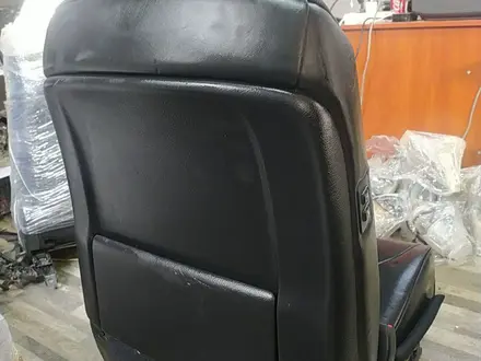 Сидения от lexus GS 190 за 250 000 тг. в Алматы – фото 2