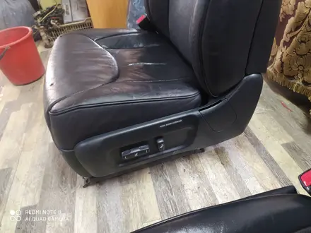 Сидения от lexus GS 190 за 250 000 тг. в Алматы – фото 3