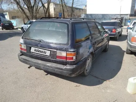 Volkswagen Passat 1993 года за 750 000 тг. в Тараз – фото 2