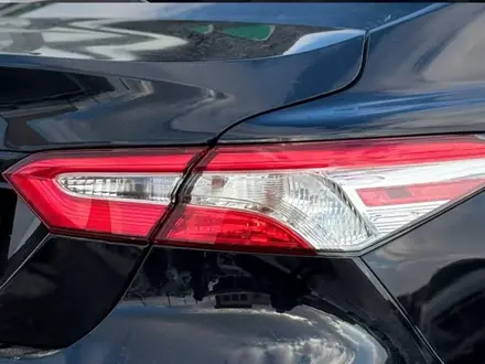 Toyota Camry 2017 года за 11 000 000 тг. в Актау – фото 14