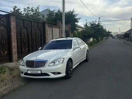 Mercedes-Benz S 550 2007 года за 9 500 000 тг. в Шымкент – фото 5