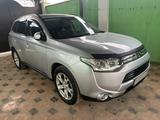 Mitsubishi Outlander 2013 года за 5 600 000 тг. в Шымкент – фото 2