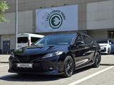 Toyota Camry 2018 года за 14 000 000 тг. в Алматы