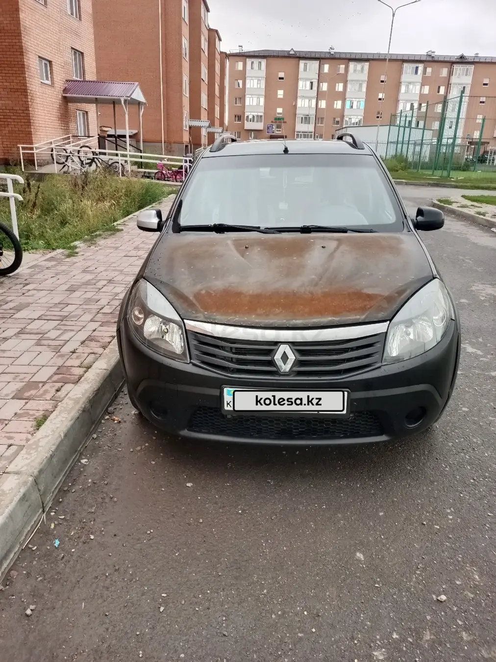 Renault Sandero Stepway, 2013