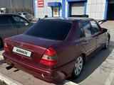 Mercedes-Benz C 180 1994 годаүшін2 300 000 тг. в Костанай – фото 4