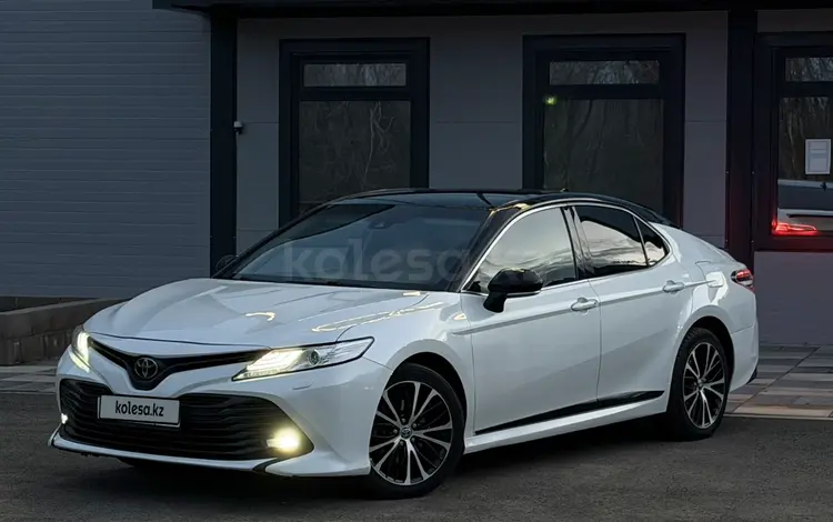 Toyota Camry 2020 года за 8 700 000 тг. в Уральск