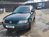 Volkswagen Passat 1999 годаfor2 600 000 тг. в Шымкент