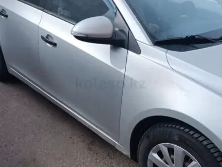 Chevrolet Cruze 2014 года за 4 000 000 тг. в Астана – фото 2
