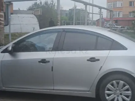 Chevrolet Cruze 2014 года за 4 000 000 тг. в Астана – фото 4