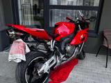 Honda  CBR 1000 RR 2004 годаfor2 300 000 тг. в Петропавловск – фото 4