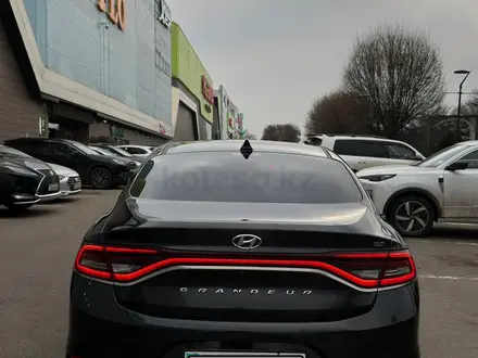 Hyundai Grandeur 2018 года за 10 500 000 тг. в Шымкент – фото 16