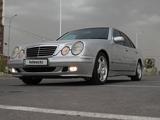 Mercedes-Benz E 320 1999 года за 6 200 000 тг. в Шымкент – фото 4