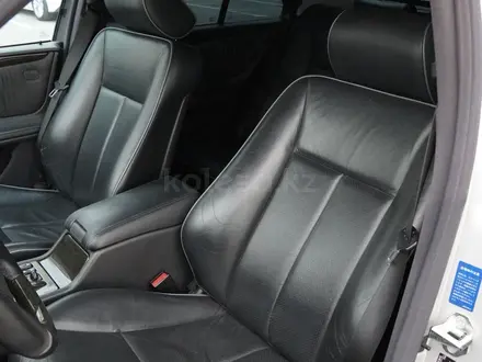 Mercedes-Benz E 320 1999 года за 6 200 000 тг. в Шымкент – фото 22