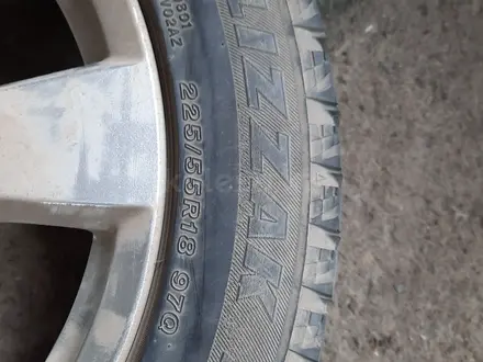 Шины BRIDGESTONE 225*55*R18 за 10 000 тг. в Астана – фото 2