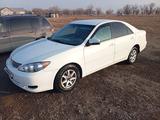 Toyota Camry 2004 годаүшін3 500 000 тг. в Кордай – фото 2