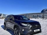 Toyota RAV4 2021 года за 17 500 000 тг. в Астана – фото 3
