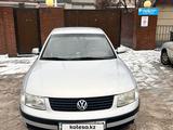 Volkswagen Passat 1997 годаfor2 700 000 тг. в Атырау – фото 2