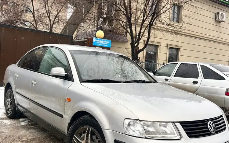 Volkswagen Passat 1997 годаfor2 700 000 тг. в Атырау