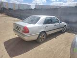 Mercedes-Benz C 200 1994 года за 1 100 000 тг. в Жезказган – фото 2