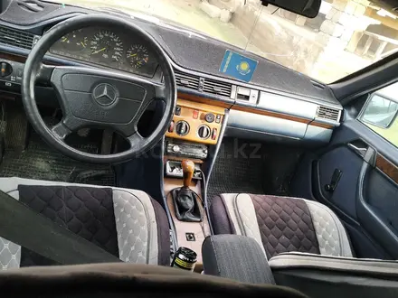 Mercedes-Benz E 200 1993 года за 2 000 000 тг. в Шымкент – фото 5