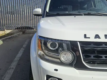 Land Rover Discovery 2015 года за 16 200 000 тг. в Алматы – фото 2