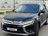 Mitsubishi Outlander 2018 года за 10 296 000 тг. в Астана