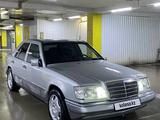 Mercedes-Benz E 220 1993 года за 3 100 000 тг. в Астана – фото 4