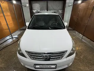Nissan Presage, 2005