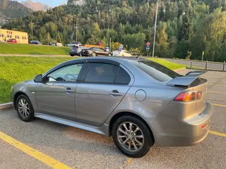 Mitsubishi Lancer