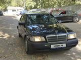 Mercedes-Benz C 180 1997 года за 2 700 000 тг. в Алматы – фото 2
