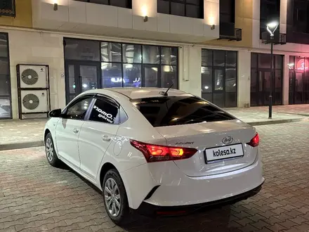 Hyundai Accent 2021 года за 7 600 000 тг. в Актау – фото 4