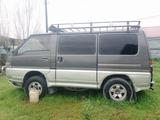 Mitsubishi Delica 1992 годаүшін1 600 000 тг. в Алматы – фото 2