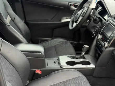 Toyota Camry 2014 года за 5 200 000 тг. в Уральск – фото 11