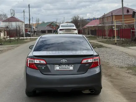 Toyota Camry 2014 года за 5 200 000 тг. в Уральск – фото 6