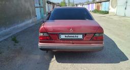 Mercedes-Benz E 230 1988 года за 1 500 000 тг. в Тараз – фото 3