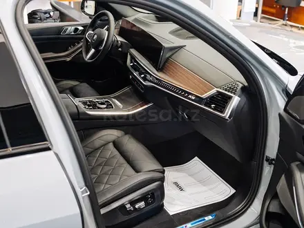 BMW X5 XDrive 40i 2024 года за 62 371 821 тг. в Актау – фото 2