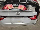 Крышка багажника silver Lexus GS250 L1 за 150 000 тг. в Алматы – фото 2