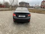 Hyundai Solaris 2014 года за 2 090 000 тг. в Уральск – фото 3