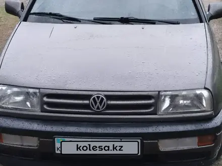 Volkswagen Vento 1994 года за 1 000 000 тг. в Тараз – фото 4