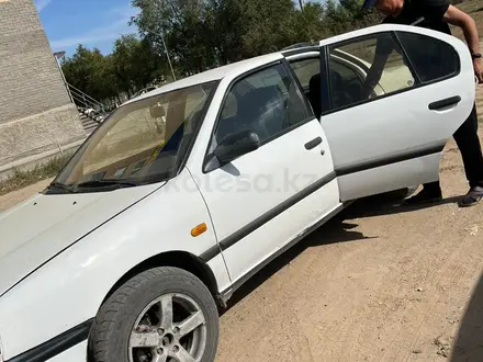 Nissan Primera 1992 года за 650 000 тг. в Актобе – фото 4