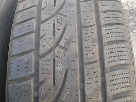 Шины 235/65 R17 — "Hankook Winter IСept EVO" (Венгрия), всесезонн за 45 000 тг. в Астана – фото 4