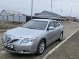 Toyota Camry 2007 года за 4 500 000 тг. в Атырау – фото 2