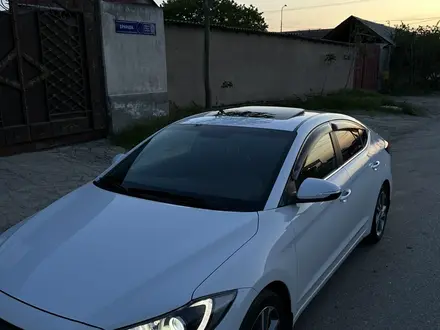Hyundai Elantra 2018 года за 9 200 000 тг. в Шымкент – фото 4