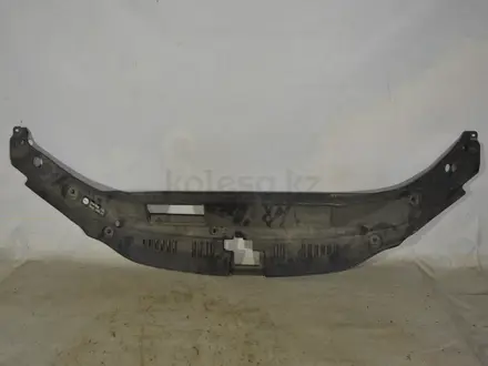 Накладка телевизора замка капота Lexus ES за 70 000 тг. в Караганда