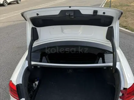 Volkswagen Passat 2013 года за 4 300 000 тг. в Атырау – фото 9